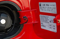 給油口に表示された空気圧の情報